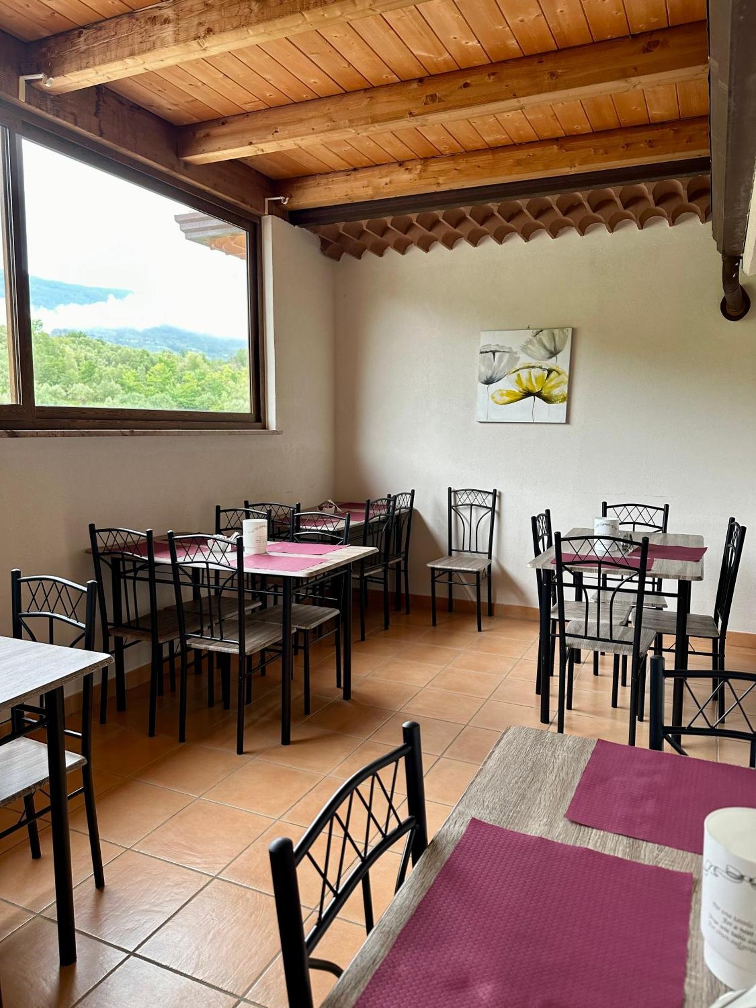 Casale Degli Ulivi * Pellare