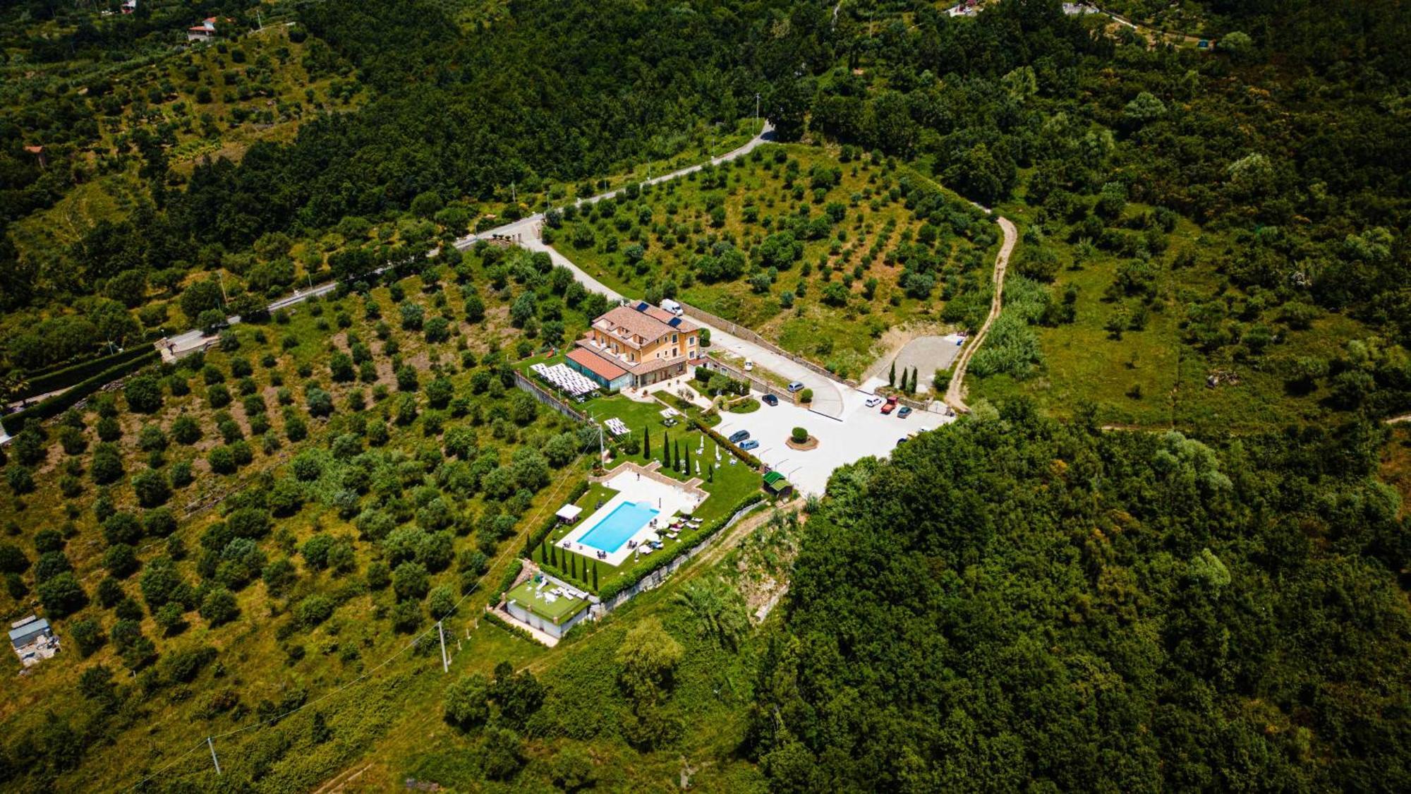 Casale Degli Ulivi * Pellare
